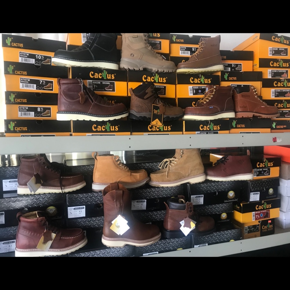 Meet your Posher, Isaias